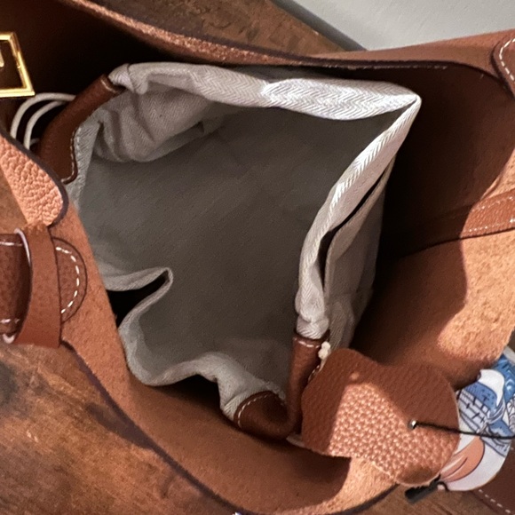 Handbag - Picture 4 of 12